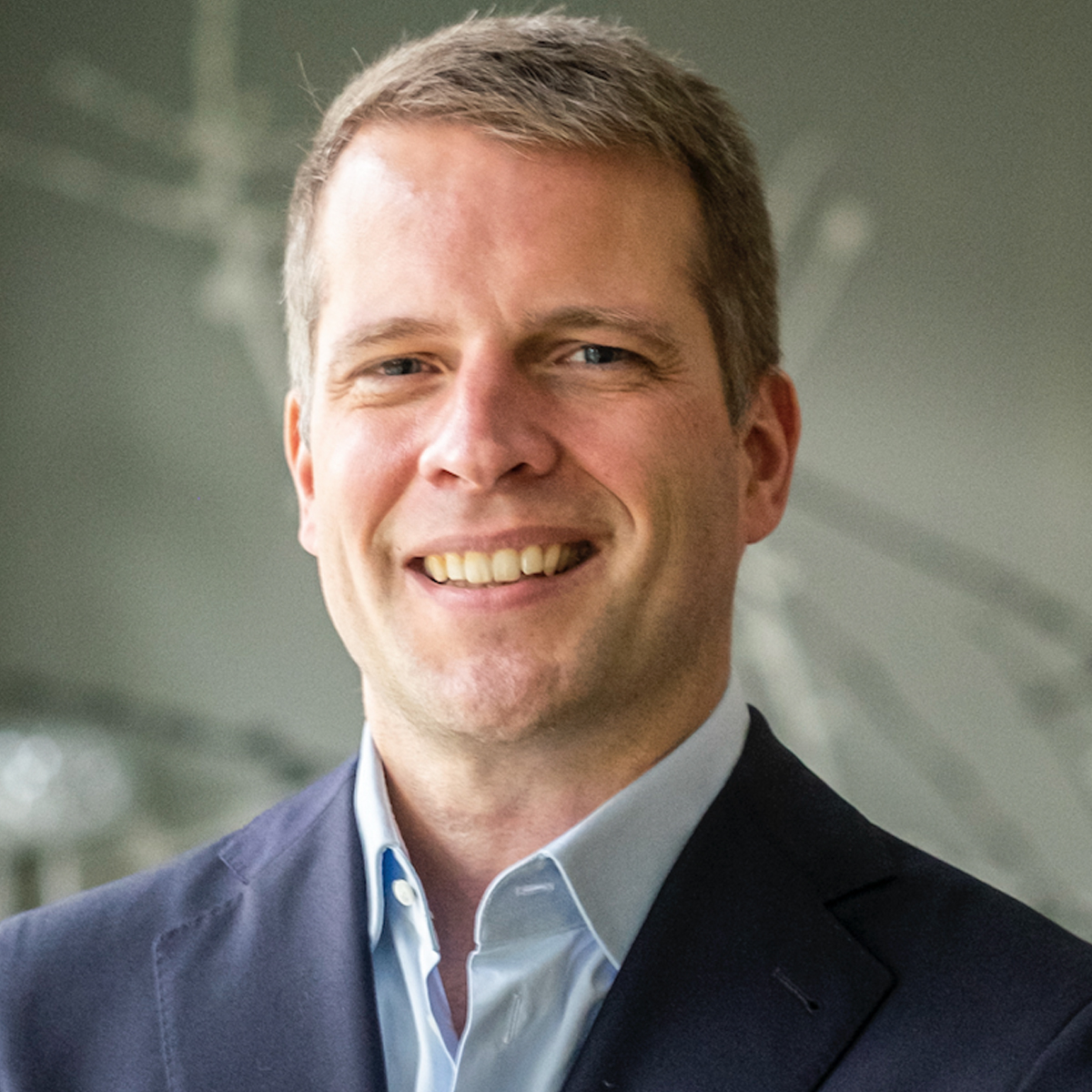 Prof. Dr. med. Knut Beitzel&nbsp;,&nbsp;Samantha Schröder
